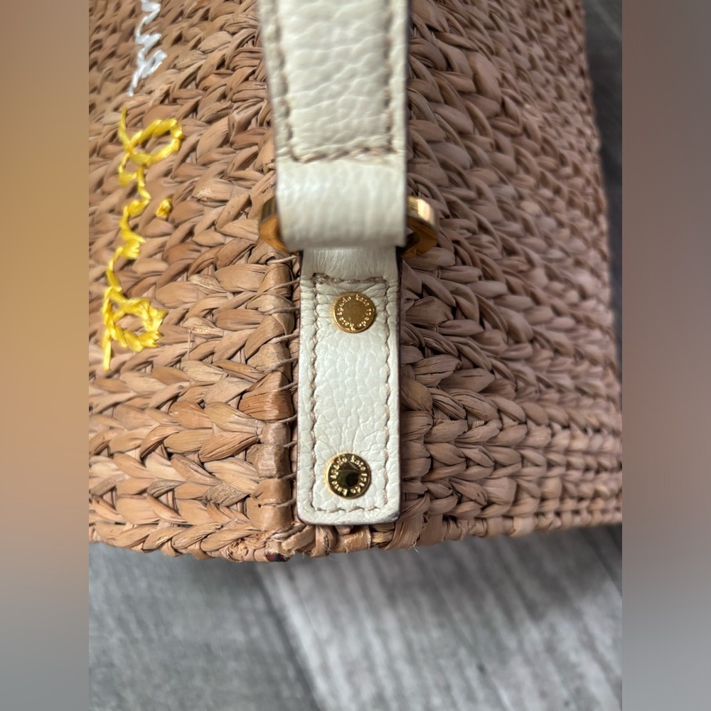 Kate Spade Vintage Wicker BlueBird House Novelty Bag Spring White/Yellow Straw - Picture 3 of 15